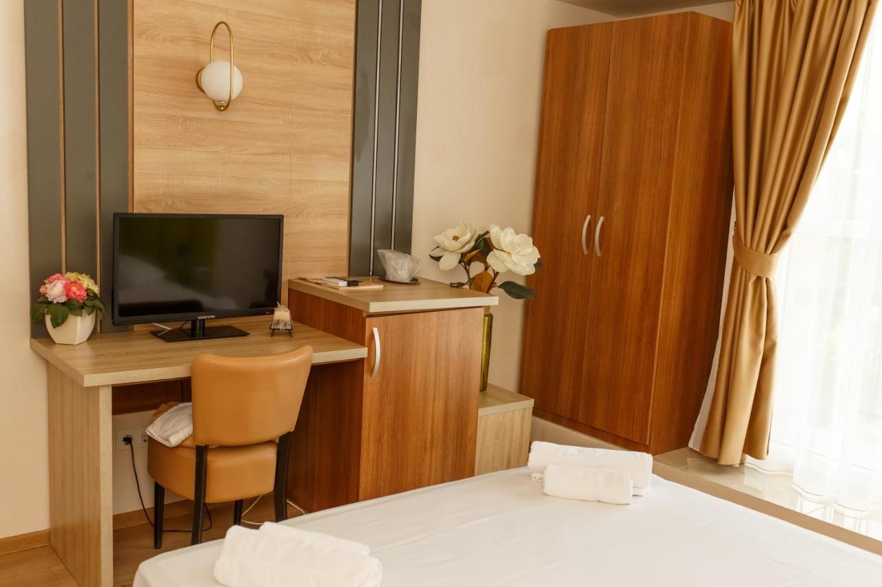 Grand Hotel Astoria Mamaia Bagian luar foto